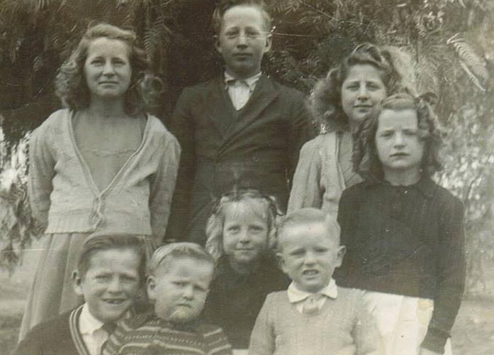 dean family members