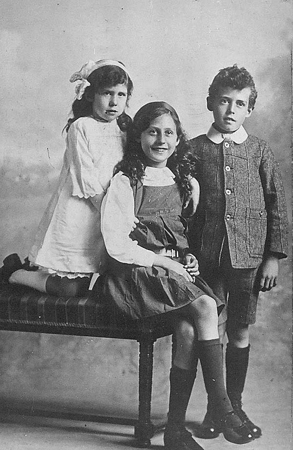 wills children in 1916